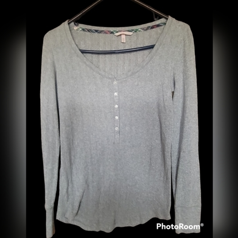 Womens Victoria Secret Long‎ Sleeve Shirt Themal style Gray w/ Metallic Small